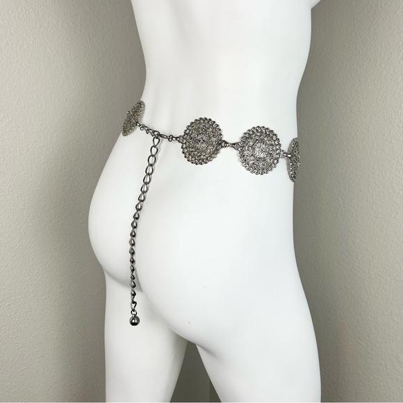 VINTAGE Filigree Medallion Concho Metal Chain Belt Boho Western Dainty Y2k 2000s - Picture 5 of 12